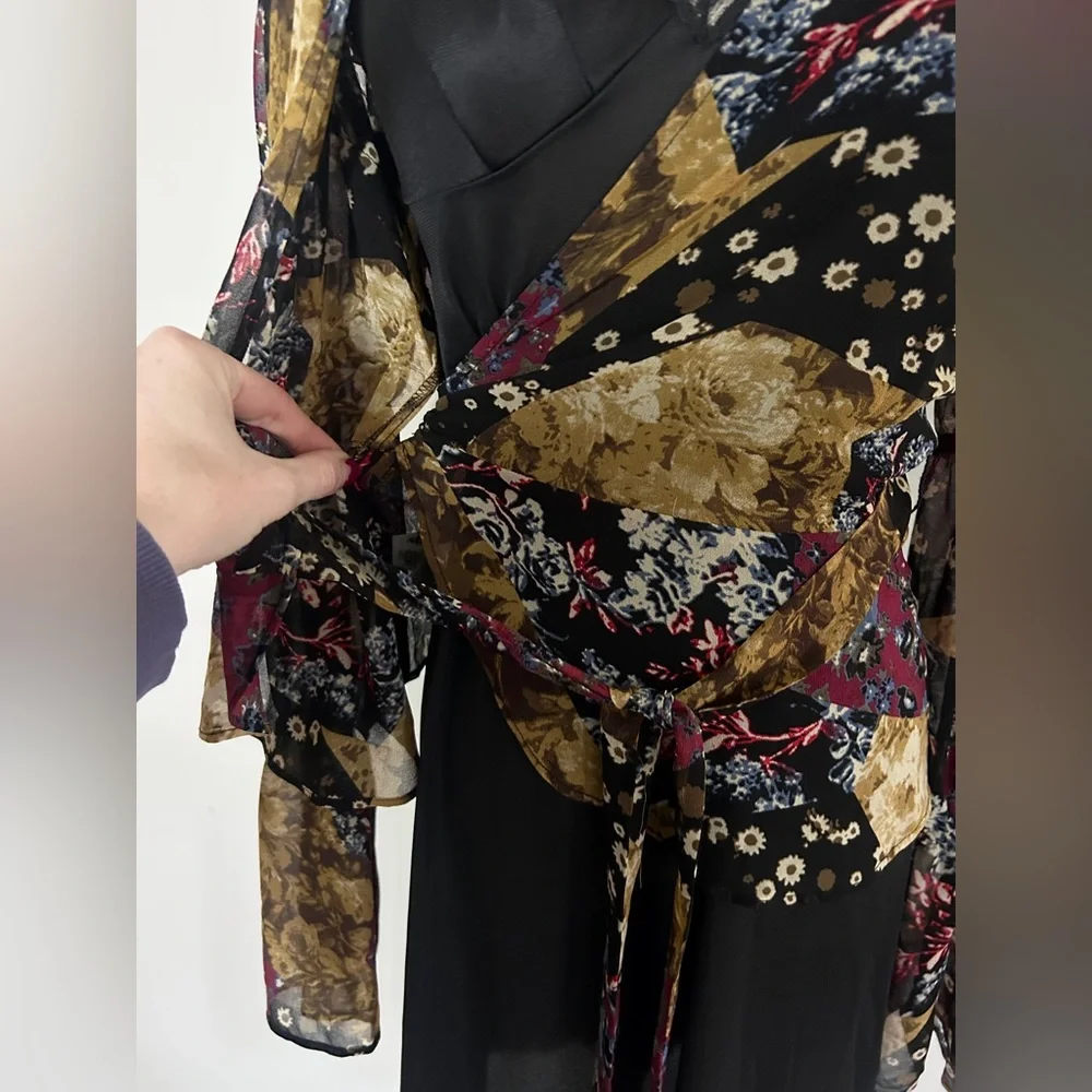 BCBGENERATION Sheer Patchwork Floral Bell Sleeve Wrap Top Whimsigoth Boho | Sz S - Picture 7 of 13